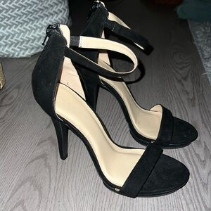 Black 3 inch heels